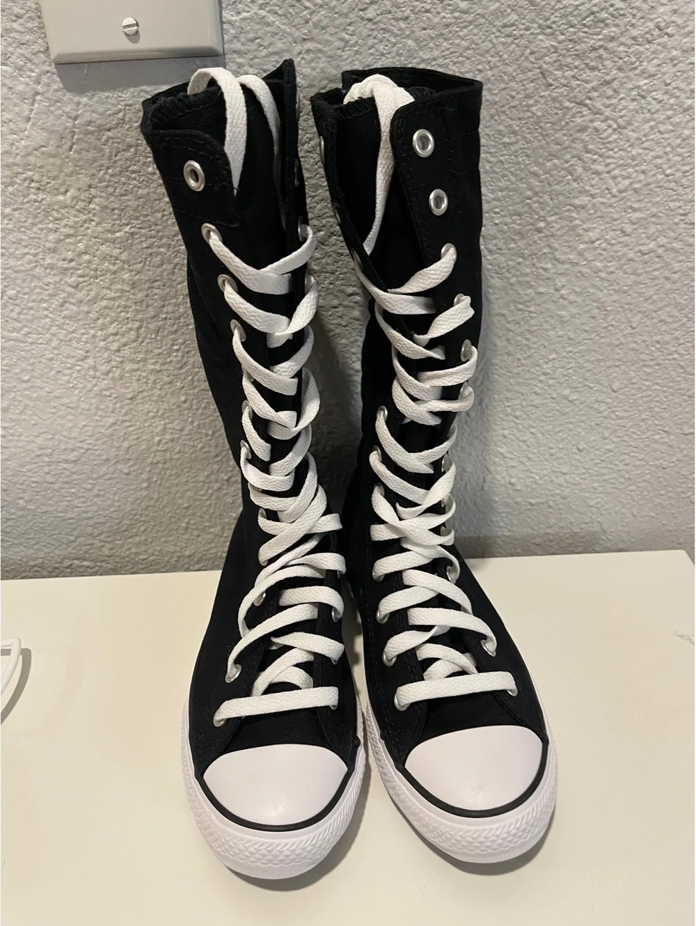 Converse All Star High-Top Black Canvas Boots with White L l